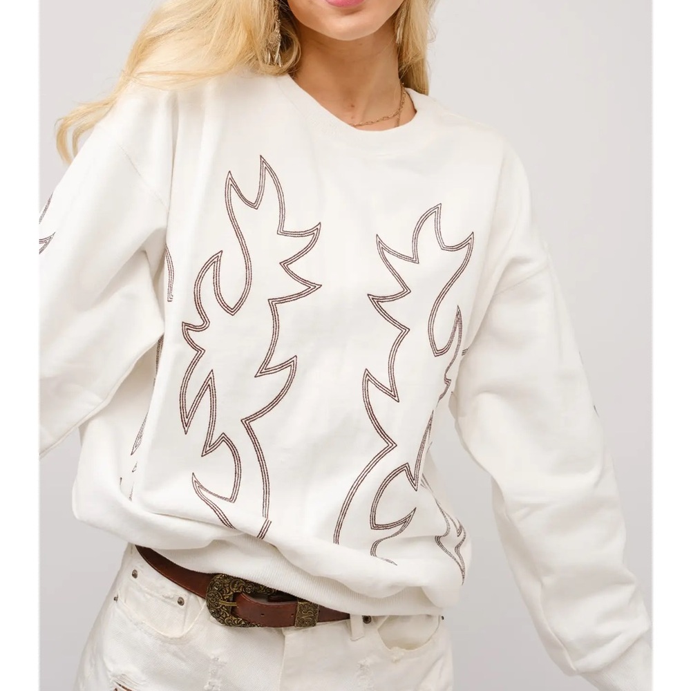 Dust & Thread Pullover - Picture 2 of 2